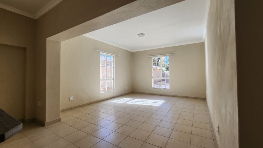 To Let 3 Bedroom Property for Rent in Flamwood North West